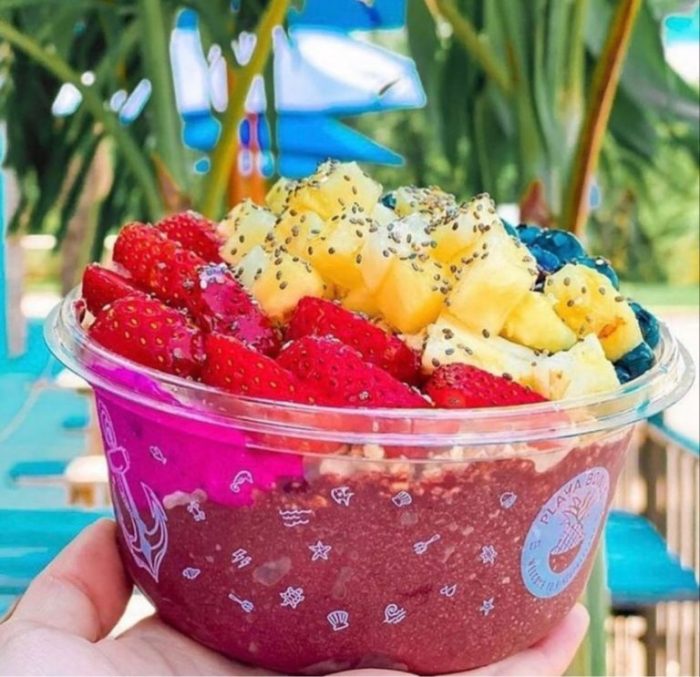 How does playa bowls make their acai